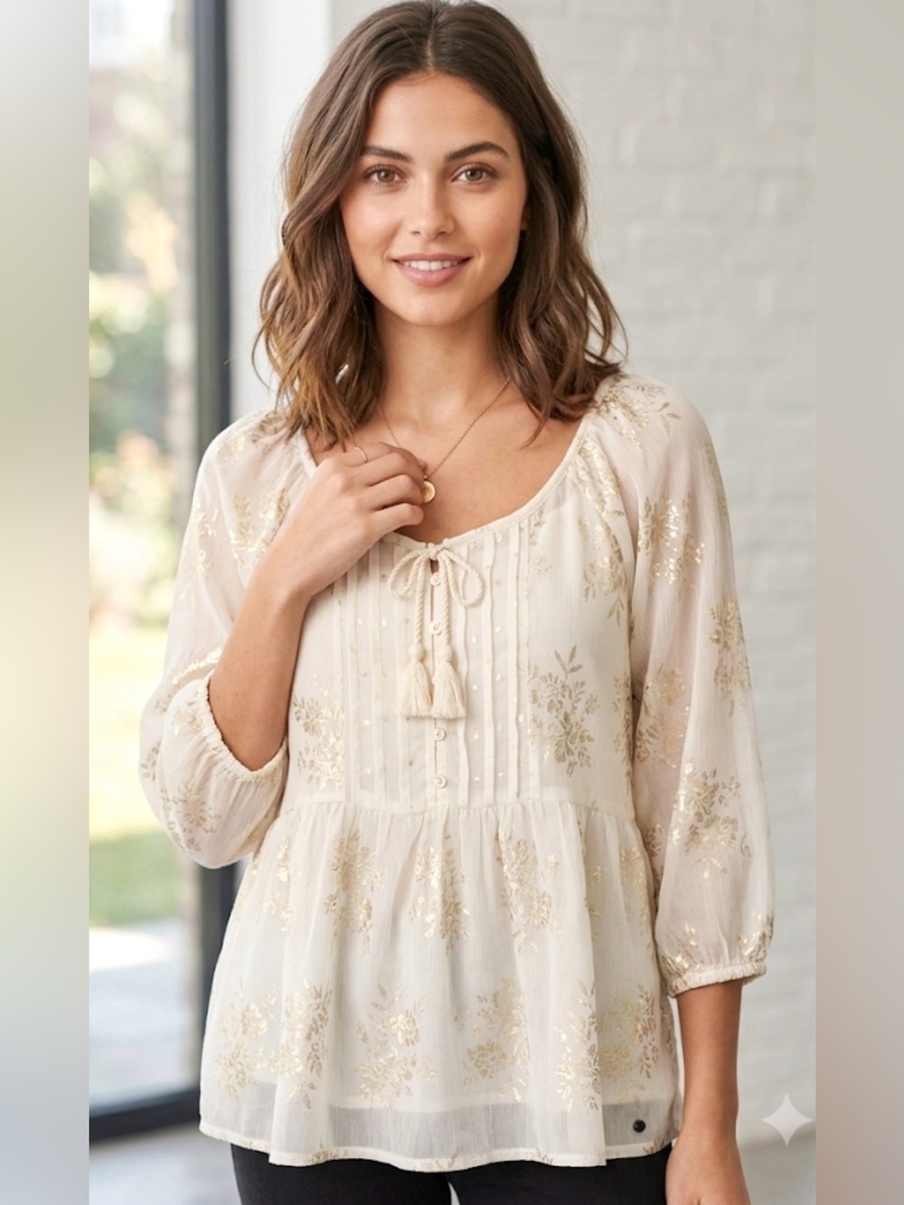 Abercrombie & Fitch Sheer Cream Metallic Floral Fairy Peasant Top Women’s Medium